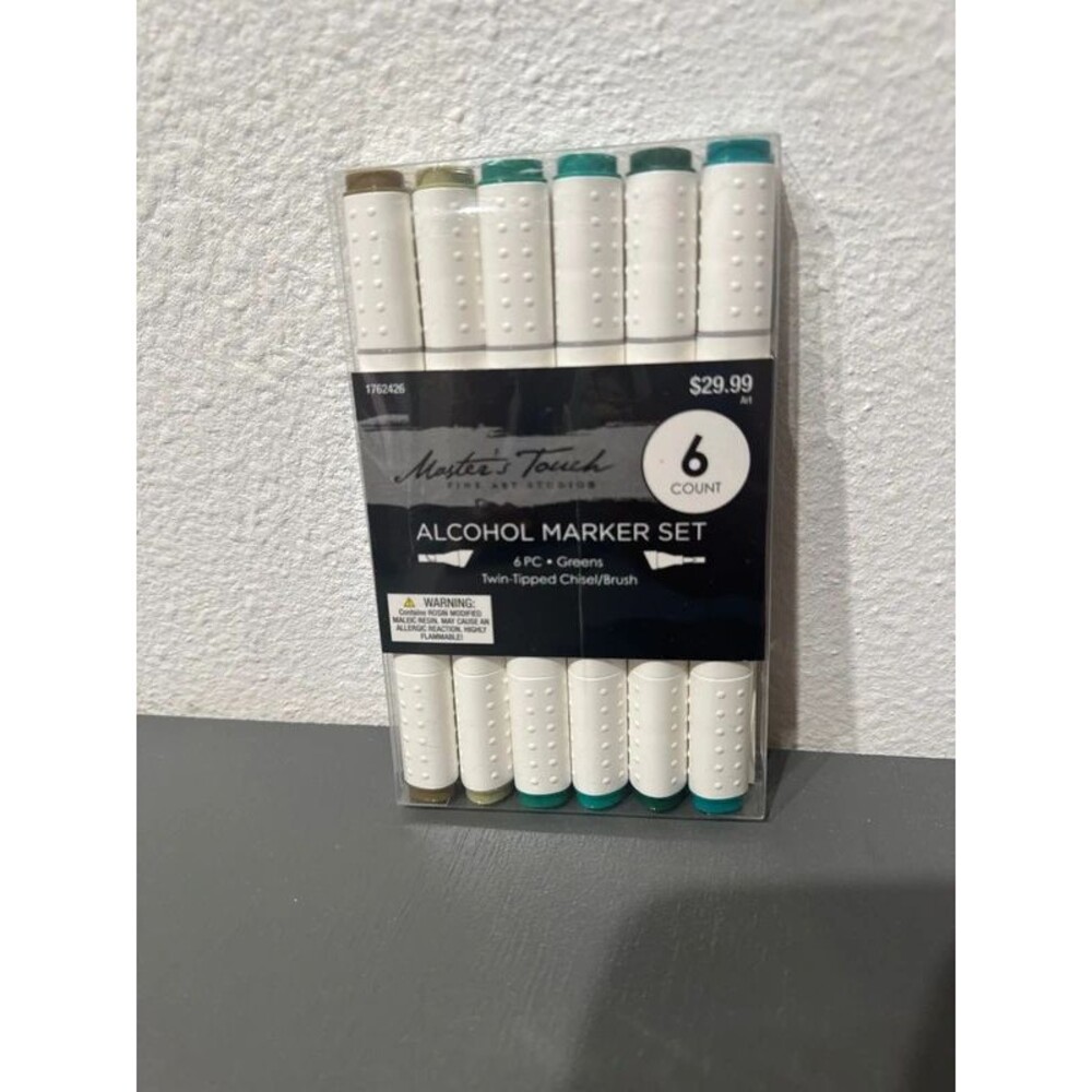 NWT alcohol marker set